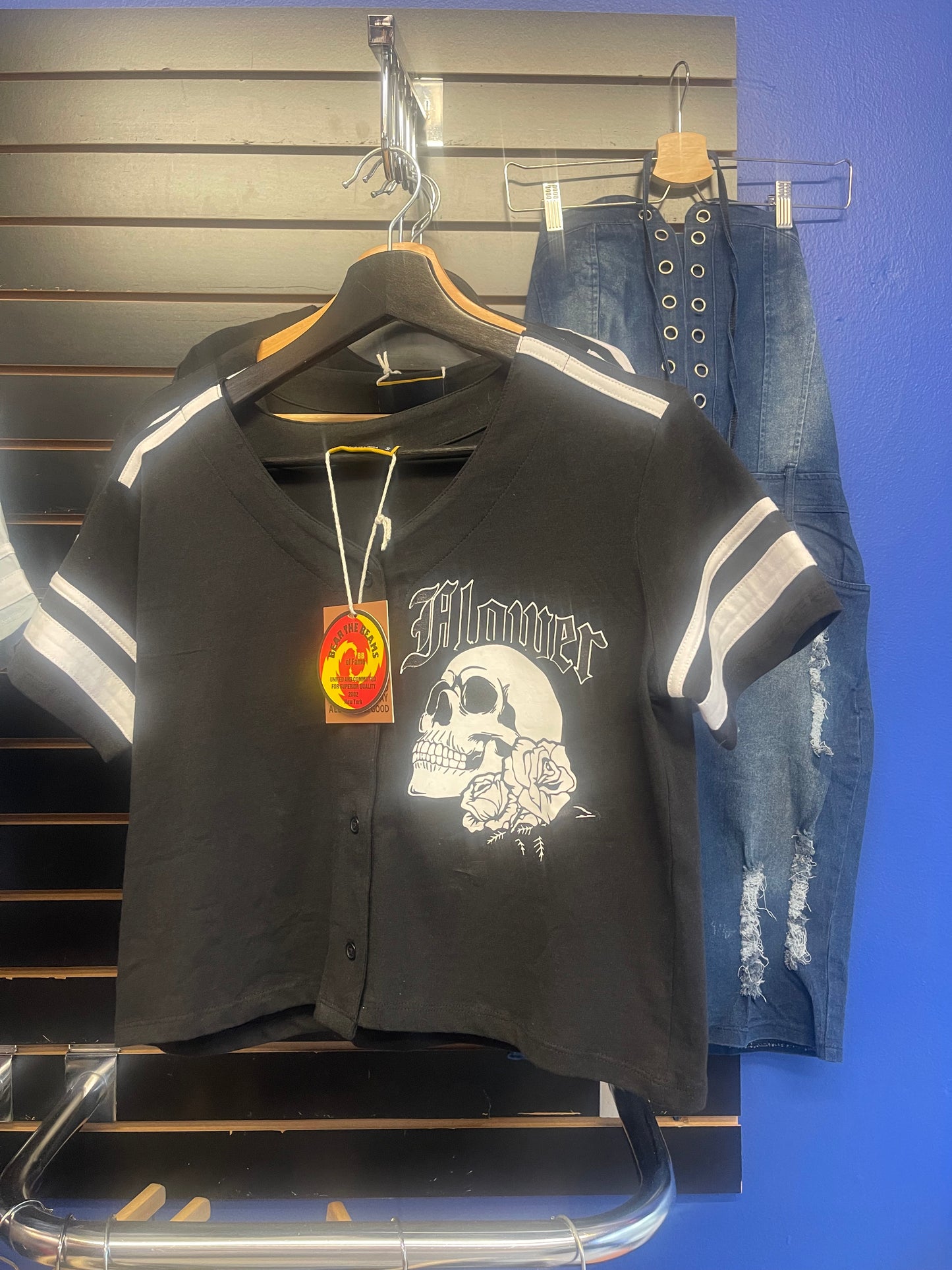 Skull rose cropped baseball jersey